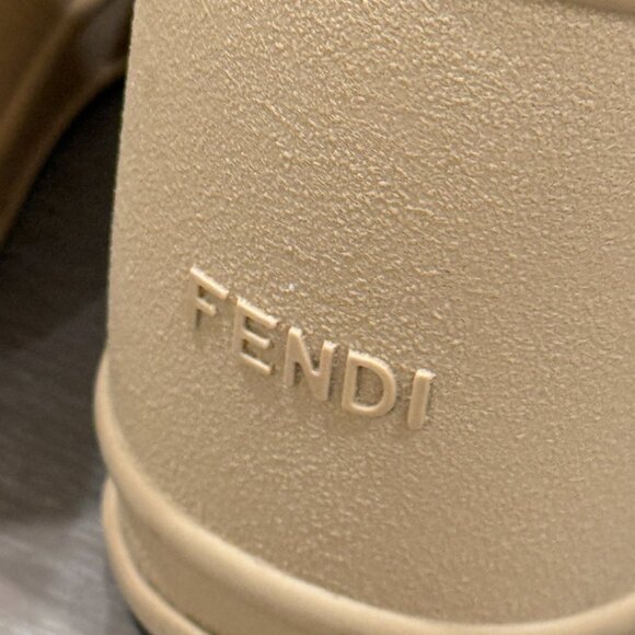 Fendi Padded Leather Platform Wedge Slides - Authentic - Picture 10 of 12